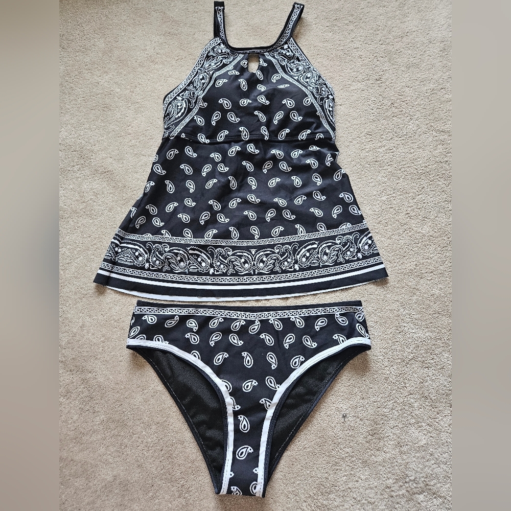 Black Paisley Tankini Swim Set - Women